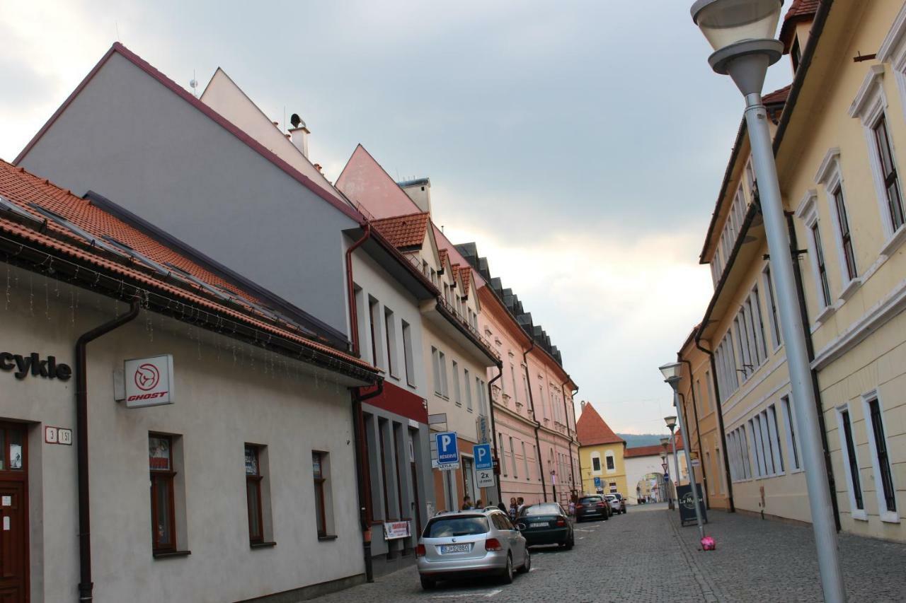 Centrum Apartman S- Dom Bardejov Exterior photo
